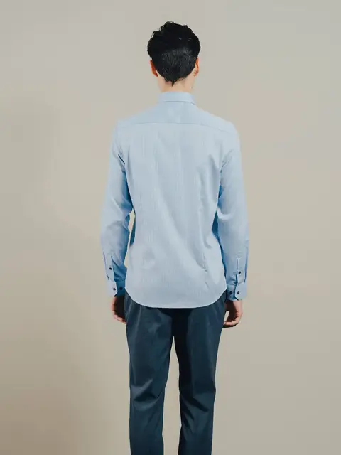 820307
